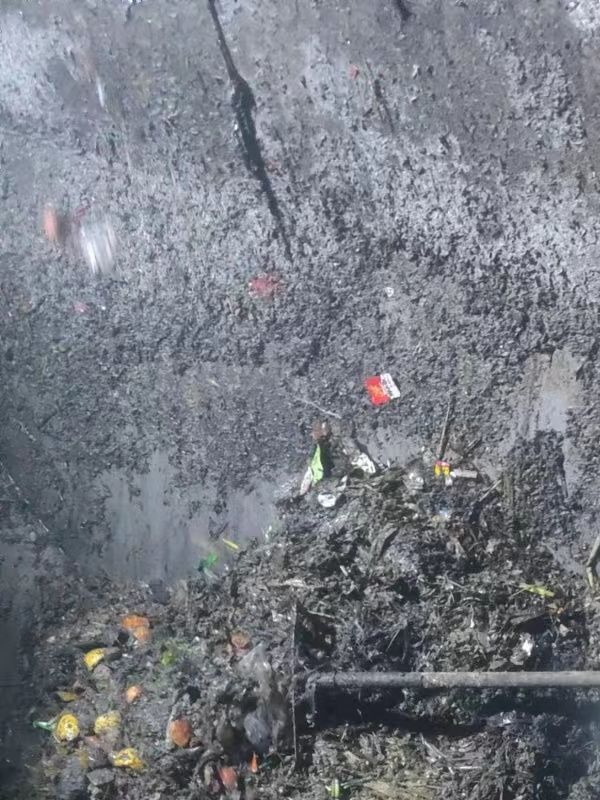 双桥污水池清理