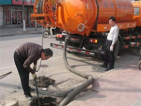 双桥清掏化粪池，健康生活从这里开始